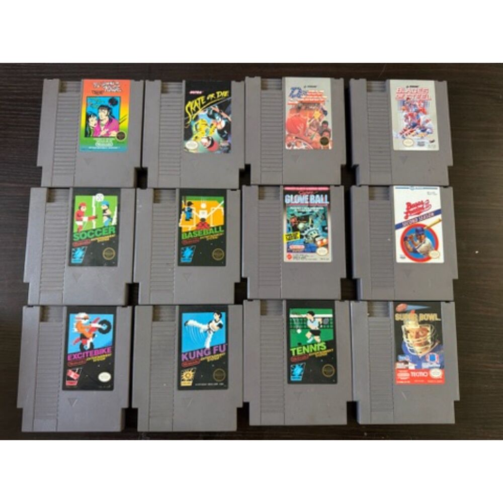 Lot of 12 Nintendo Entertainment System (NES) Games - Sports